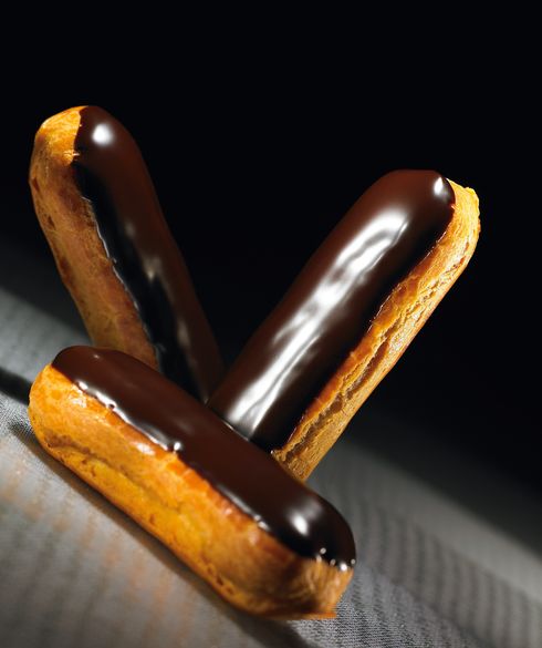 Les Recettes Chocolat De L Ecole Valrhona L Eclair Au Chocolat Valrhona Imaginons Le Meilleur Du Chocolat